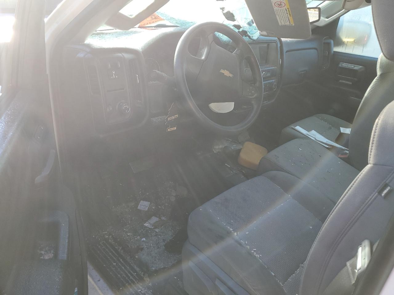 2016 Chevrolet Silverado - Image 8