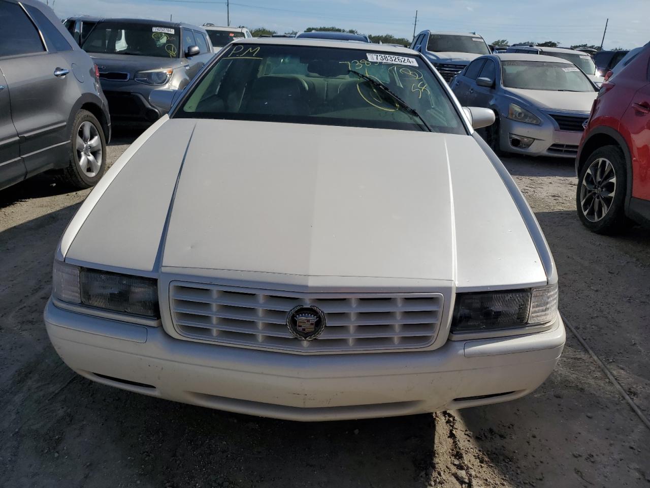 2001 Cadillac Eldorado Touring VIN: 1G6ET12941B101128 Lot: 73832624