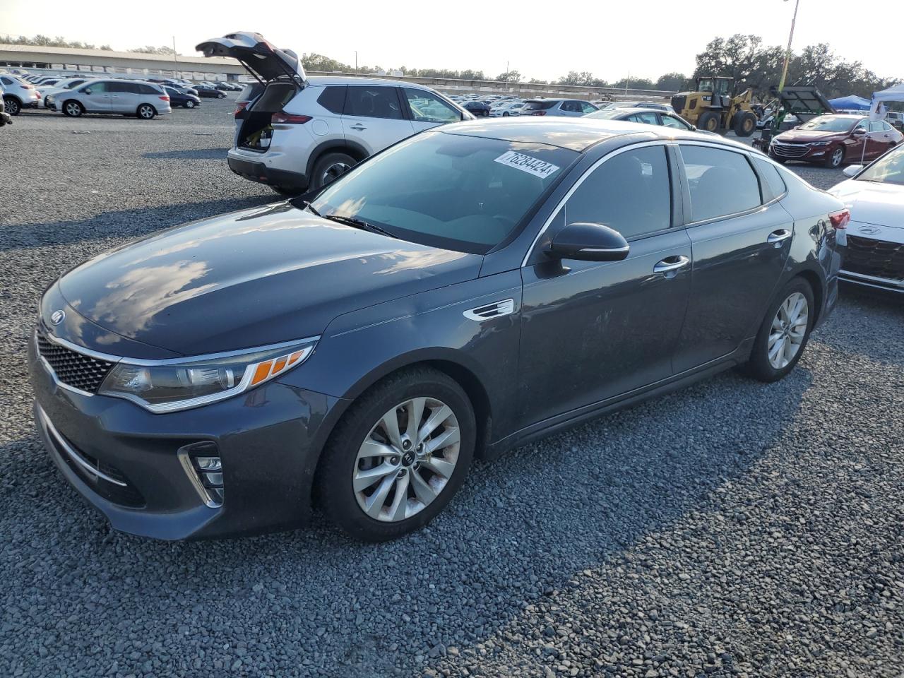 2018 Kia Optima Lx VIN: 5XXGT4L32JG195814 Lot: 76284424