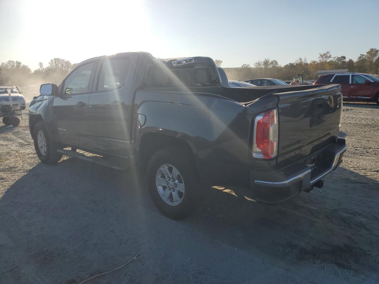 2017 GMC Canyon - Image 2