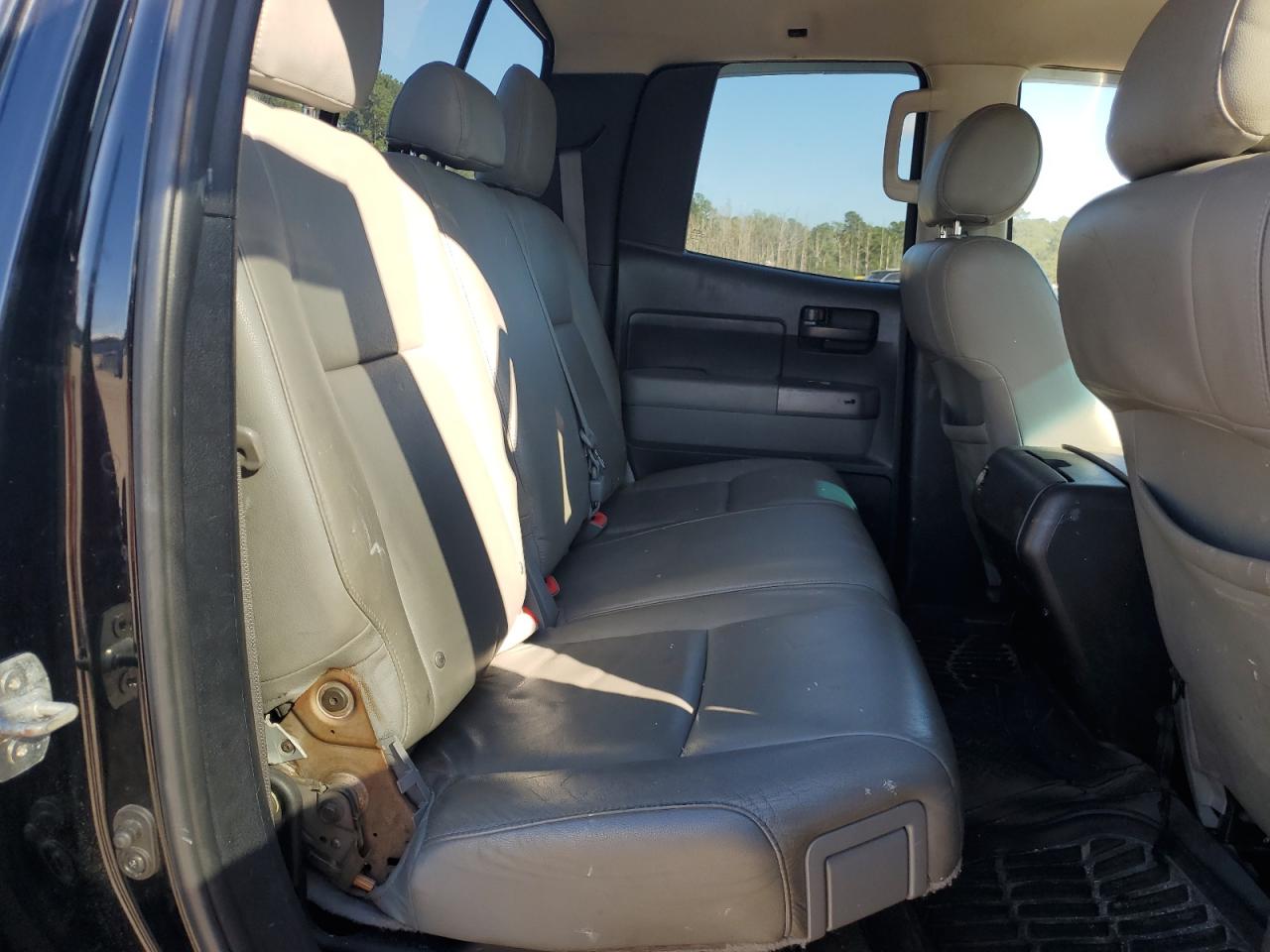 2010 Toyota Tundra - Image 10
