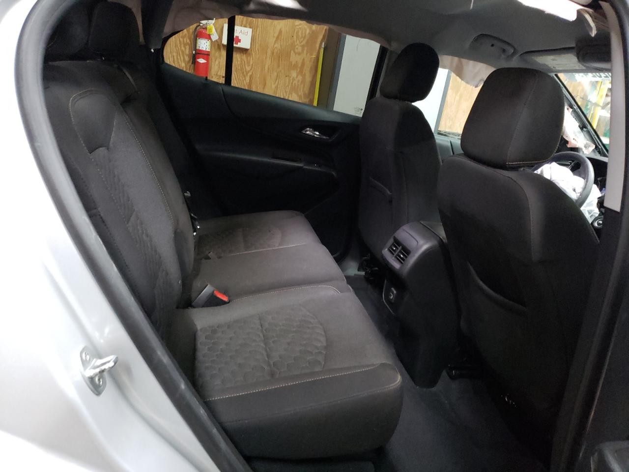 2GNAXUEV3M6101050 CHEVROLET EQUINOX 2021