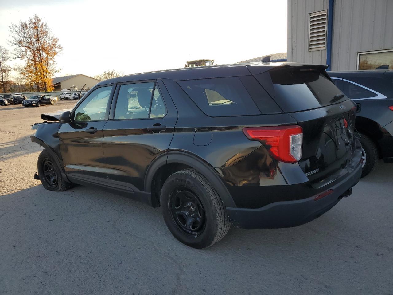 2020 Ford Explorer - Image 2