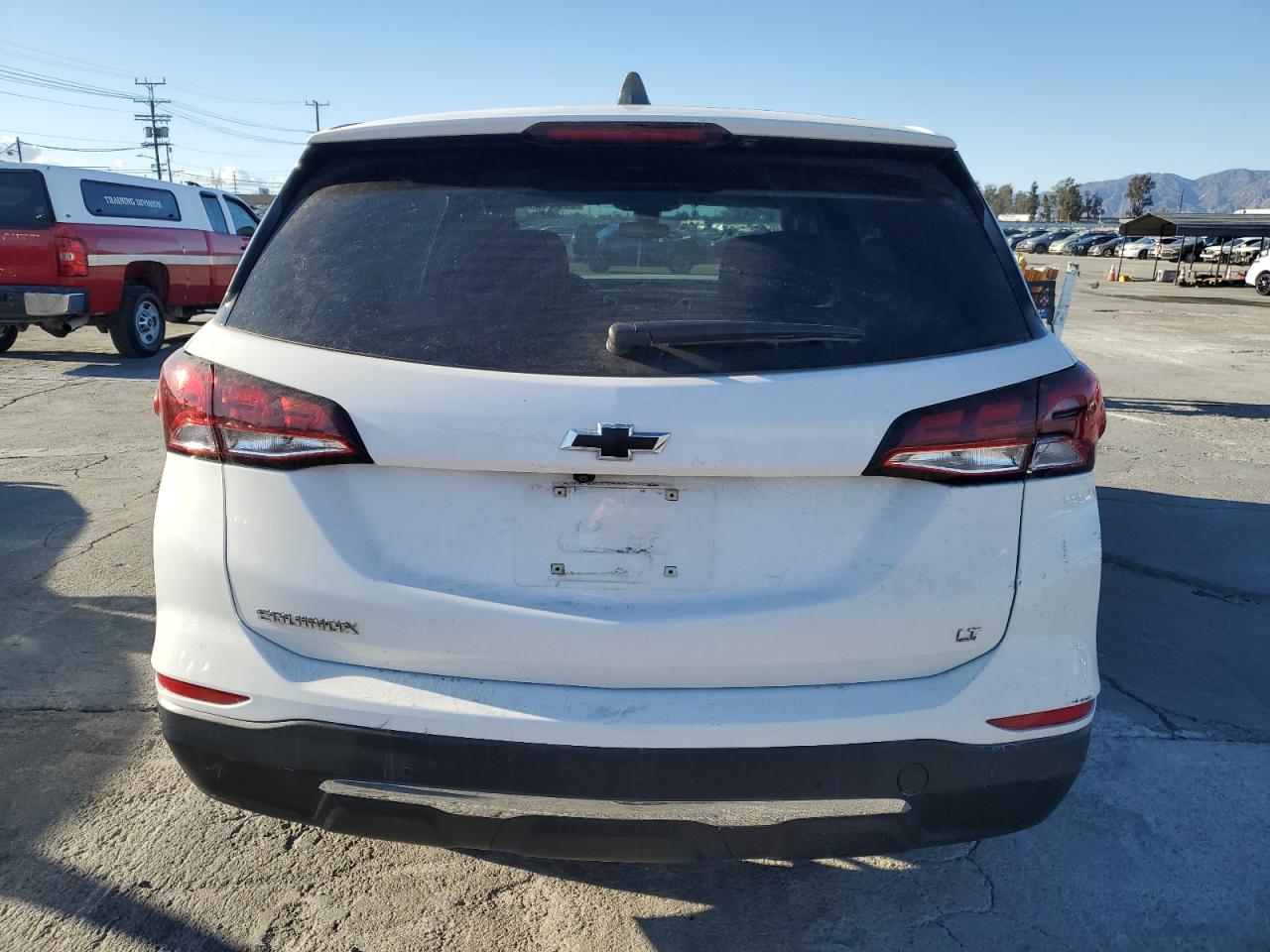 2022 Chevrolet Equinox - Image 6