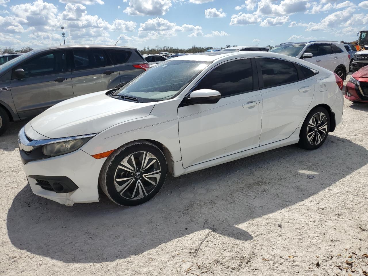 2018 Honda Civic Ex VIN: 19XFC1E31JE002813 Lot: 75404144