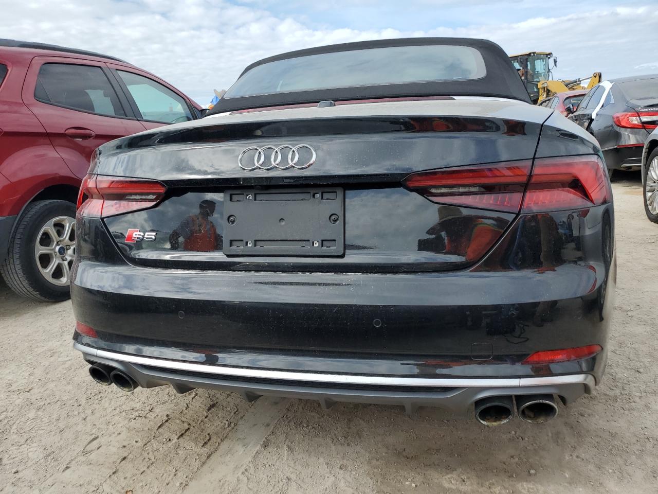 WAU24GF51JN005590 2018 Audi S5 Prestige