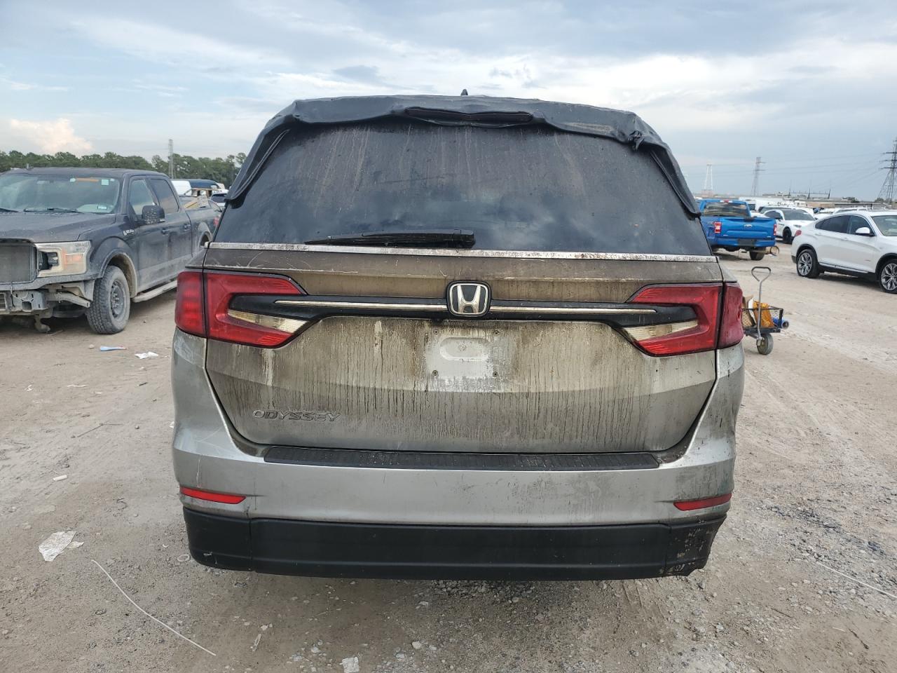 2022 Honda Odyssey - Image 6