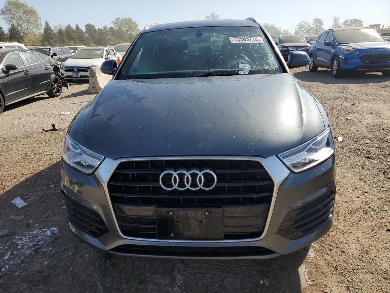 WA1BCCFS9JR005683 2018 Audi Q3 Premium