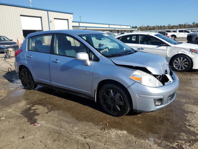  NISSAN VERSA 2012 Серебристый