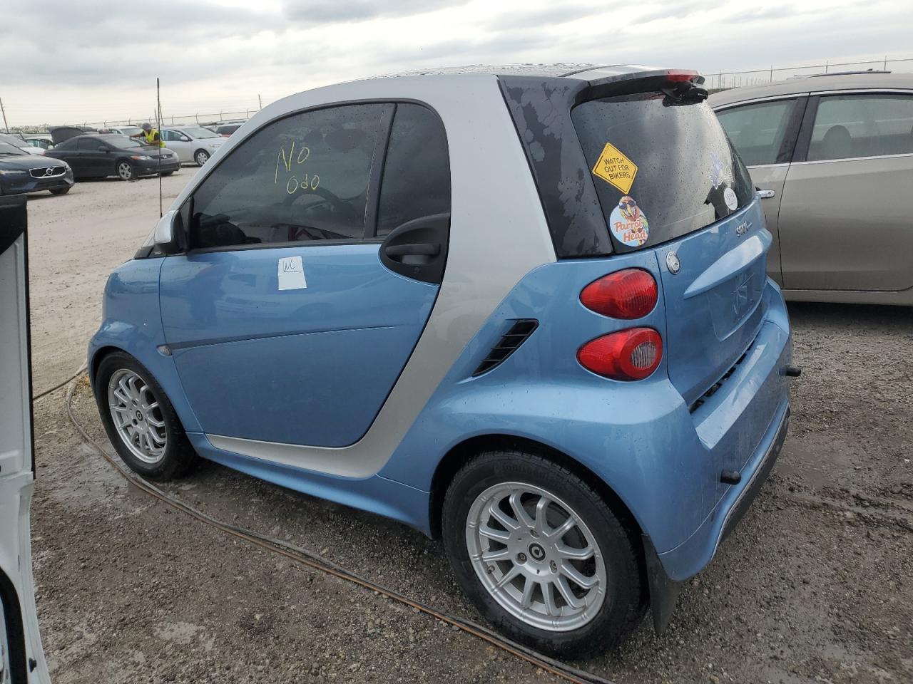 2013 Smart Fortwo Pure VIN: WMEEJ3BAXDK665817 Lot: 74677834