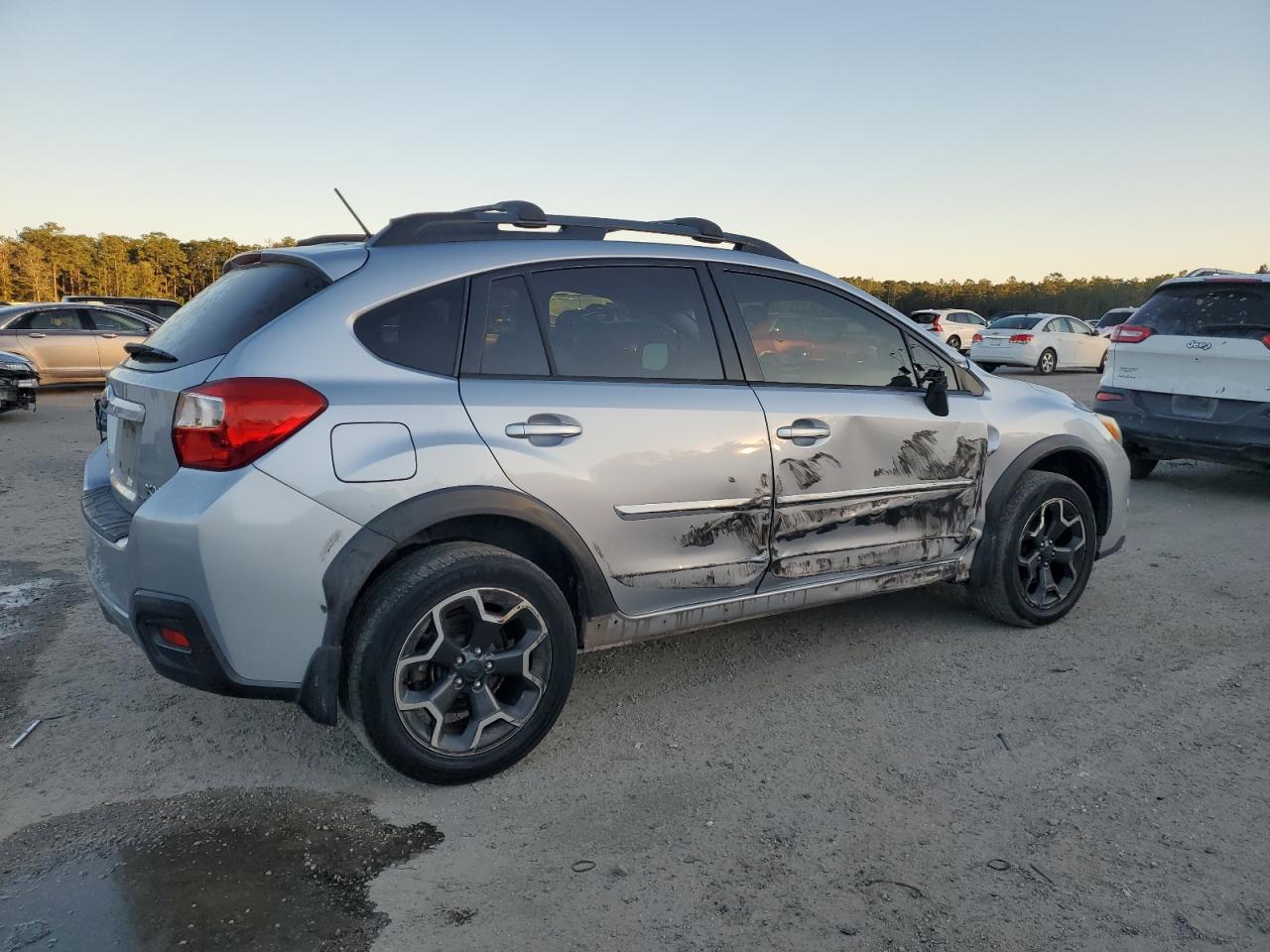 2014 Subaru XV - Image 3