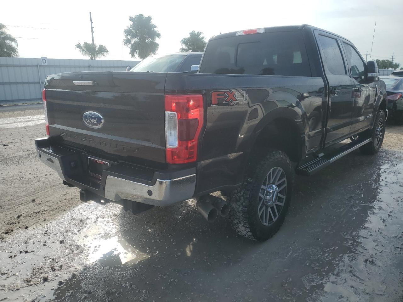 2018 Ford F250 - Image 3