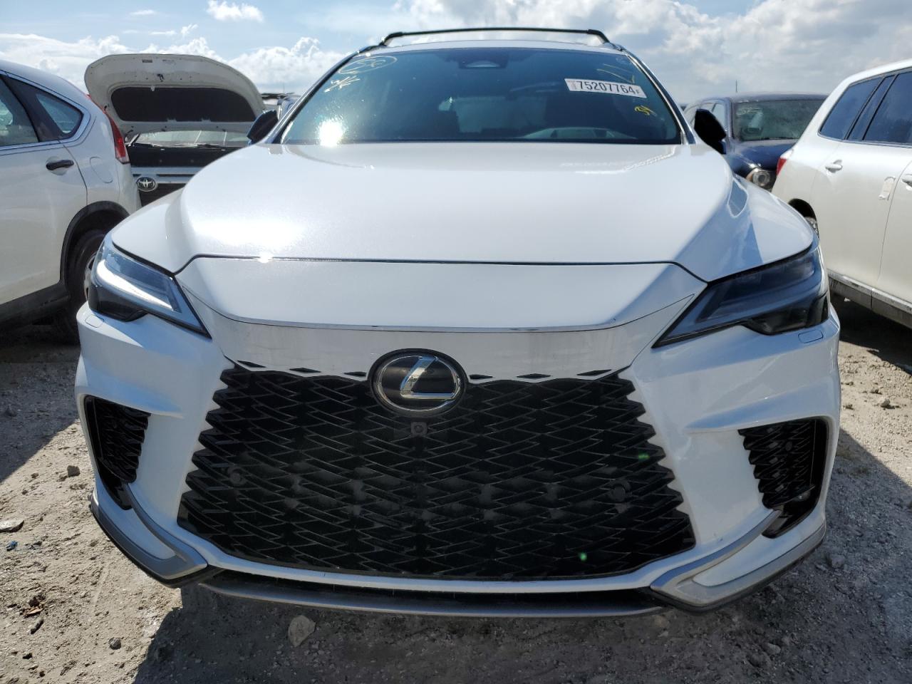 2024 Lexus RX - Image 5