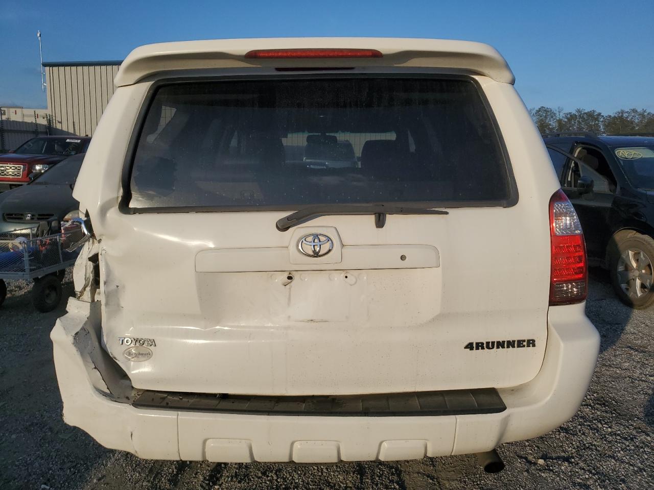 JTEBU14R570121205 2007 Toyota 4Runner Sr5