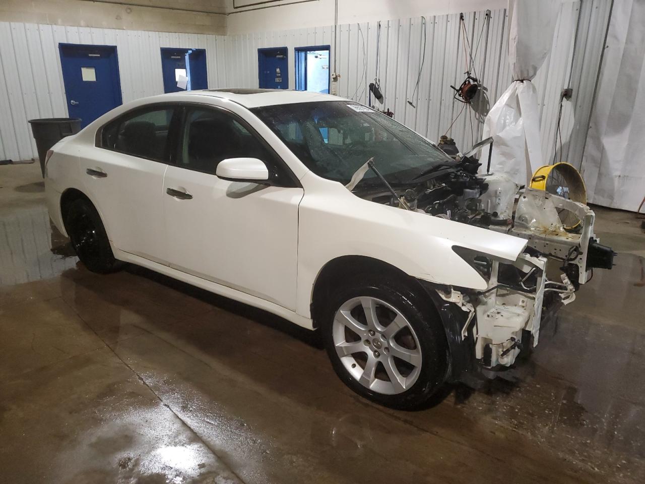 2009 Nissan Maxima - Image 4