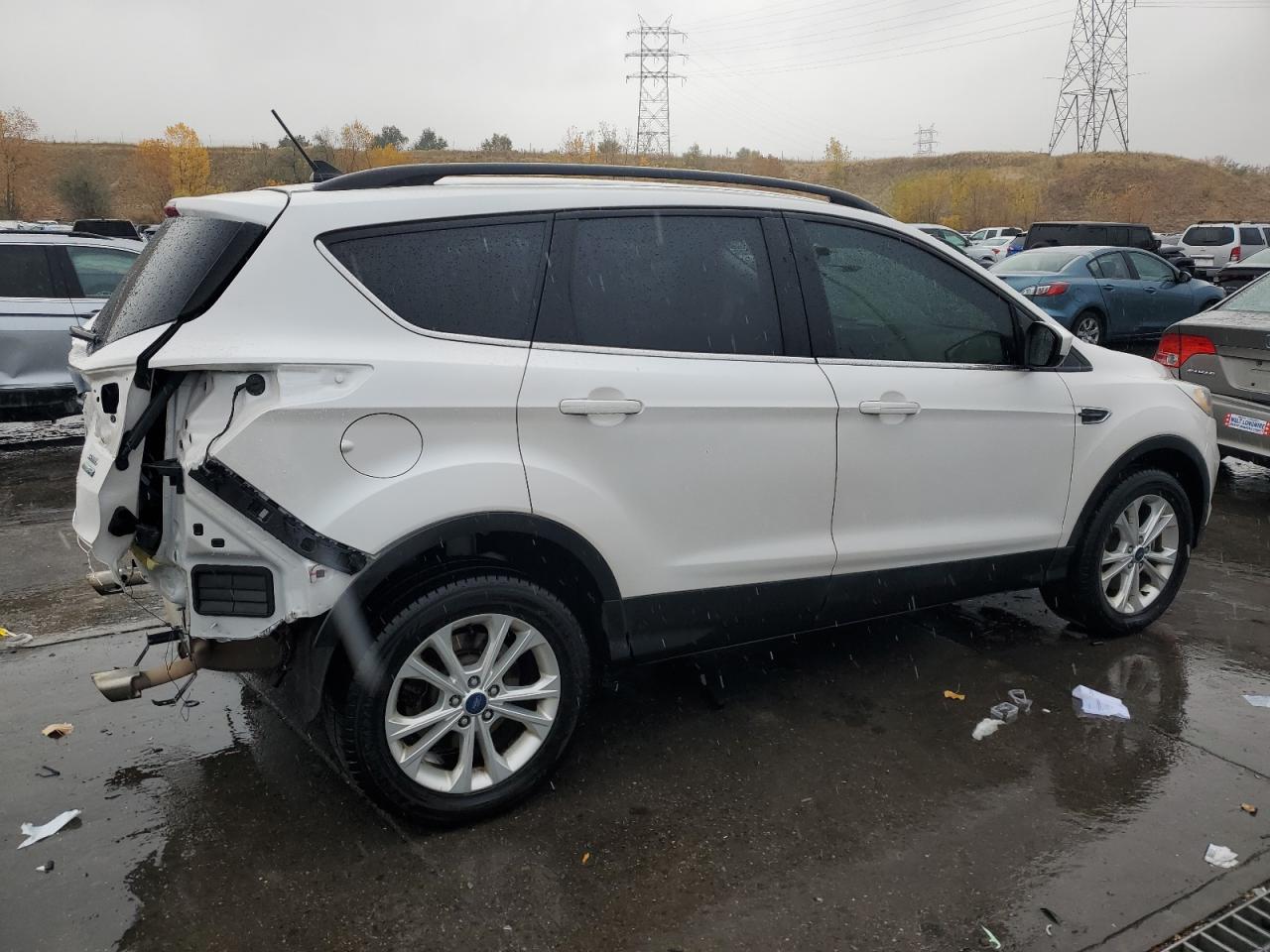 VIN 1FMCU9HD2JUB25195 2018 FORD ESCAPE no.3