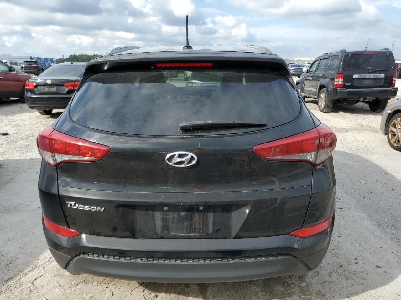 2016 Hyundai Tucson Limited VIN: KM8J33A47GU224038 Lot: 74682194