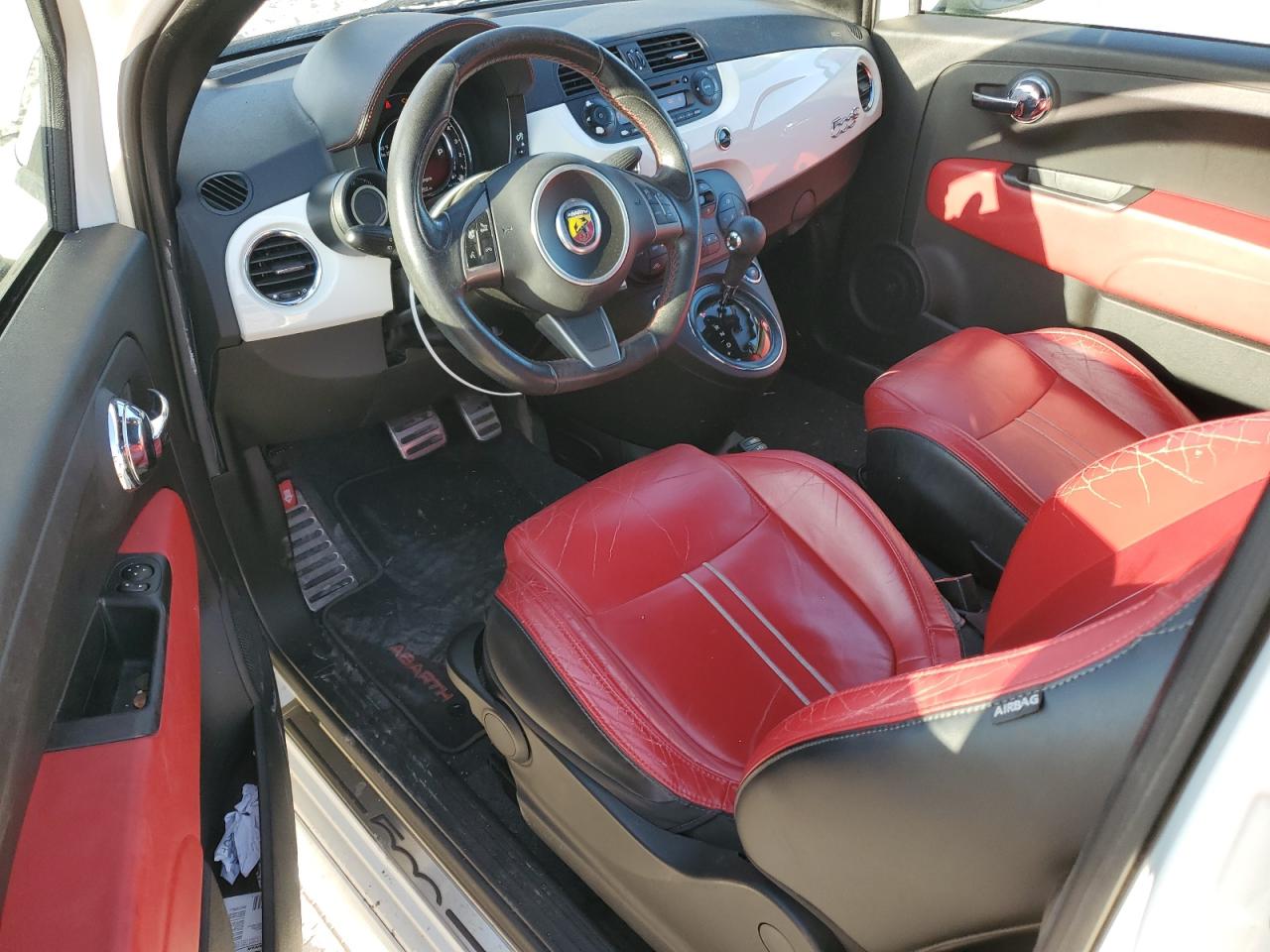 2015 Fiat 500 Abarth VIN: 3C3CFFJH1FT725965 Lot: 76895934