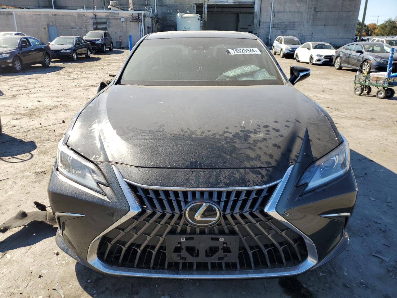 VIN 58ADA1C12PU031458 2023 LEXUS ES300 no.5