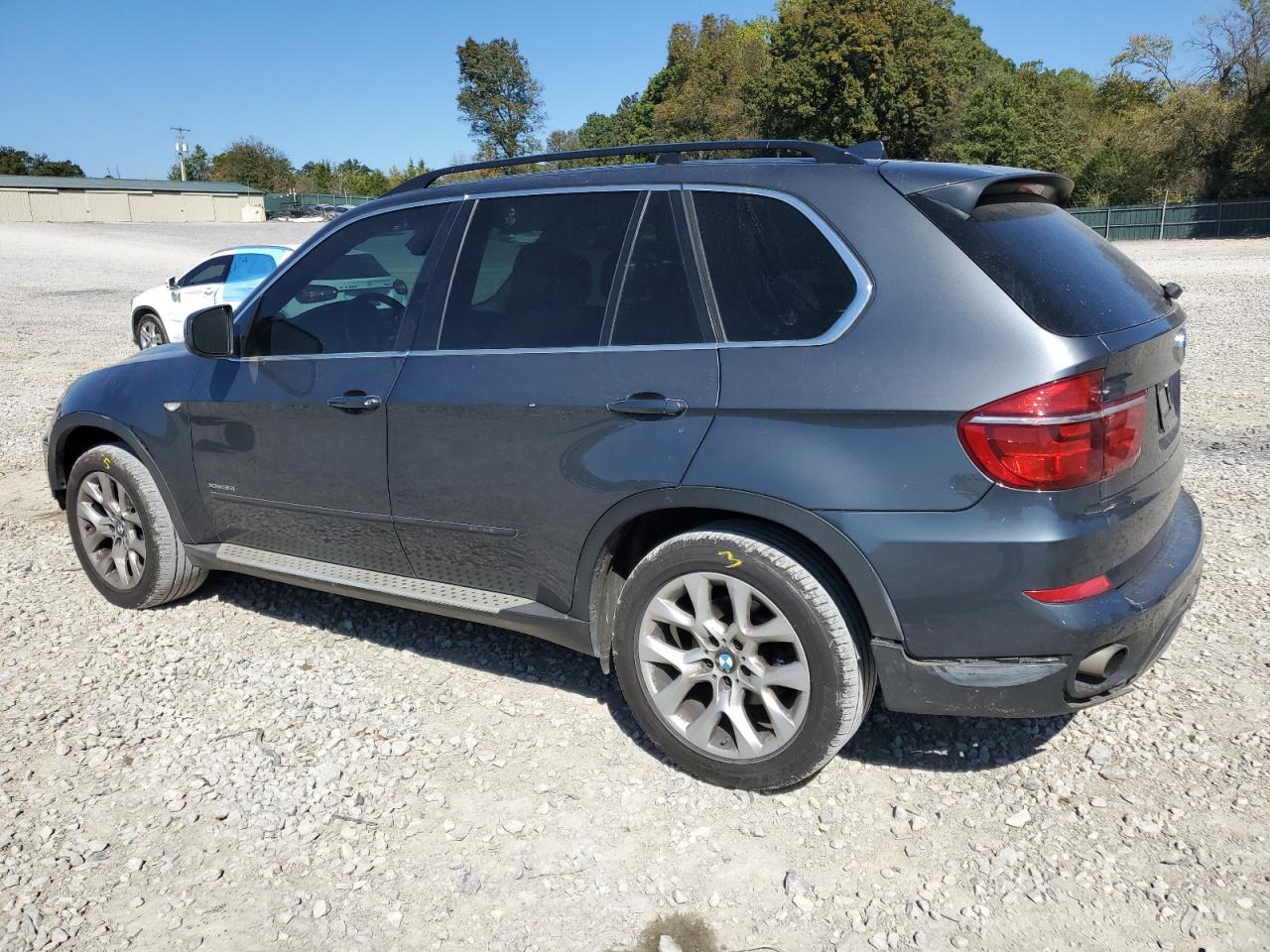 VIN 5UXZV4C50D0B21187 2013 BMW X5 no.2