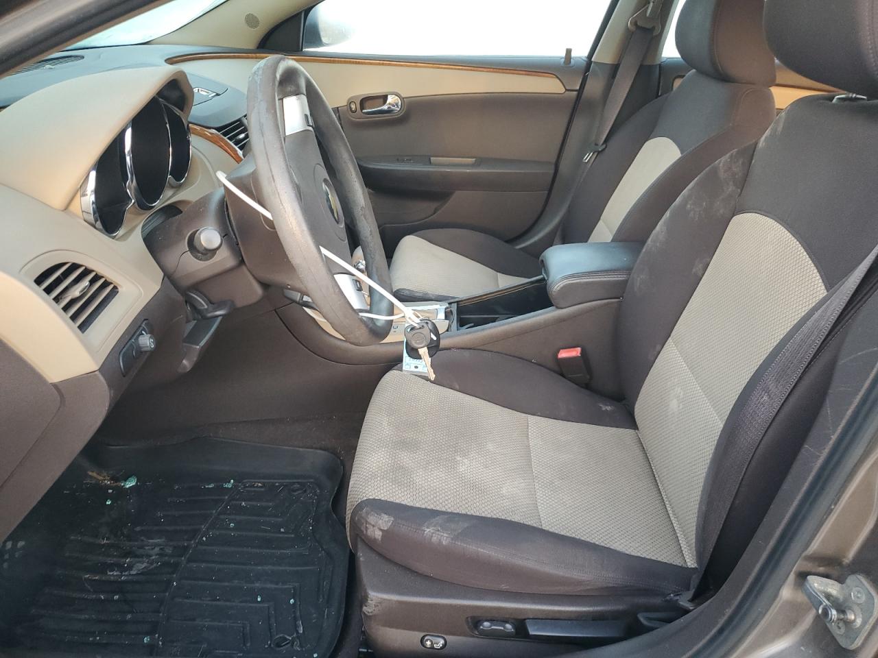 2010 Chevrolet Malibu - Image 7