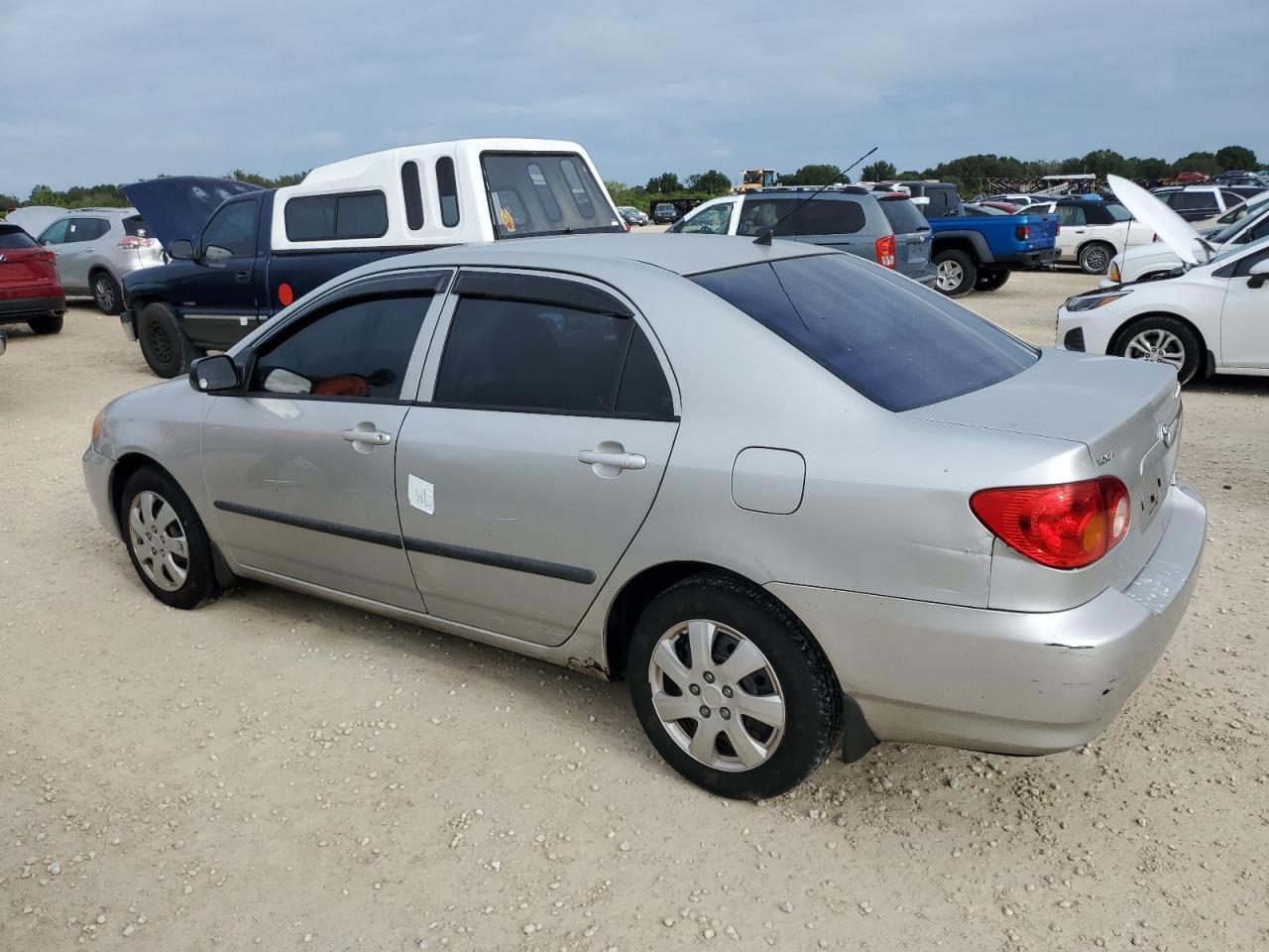 2004 Toyota Corolla - Image 2