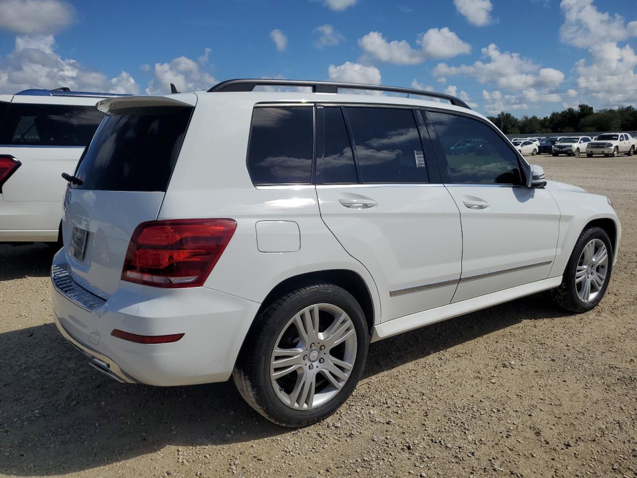 VIN WDCGG5HB3EG239824 2014 MERCEDES-BENZ GLK-CLASS no.3