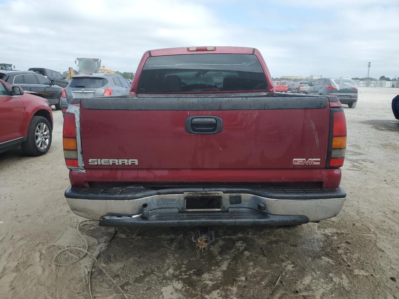 2007 GMC New Sierra C1500 Classic VIN: 2GTEC13V171178704 Lot: 76777584