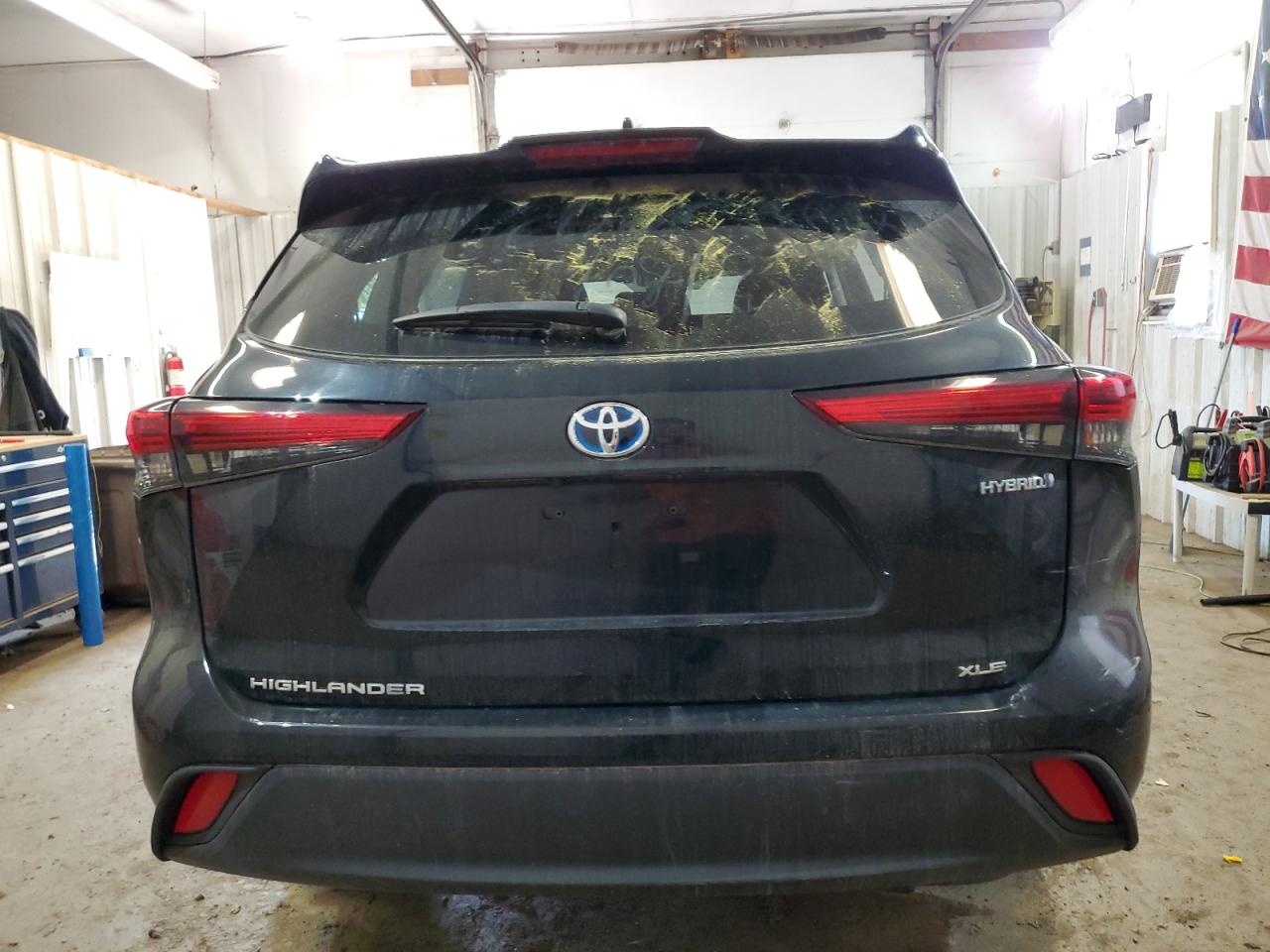 2022 Toyota Highlander Hybrid Xle VIN: 5TDGBRCH2NS555177 Lot: 75209504