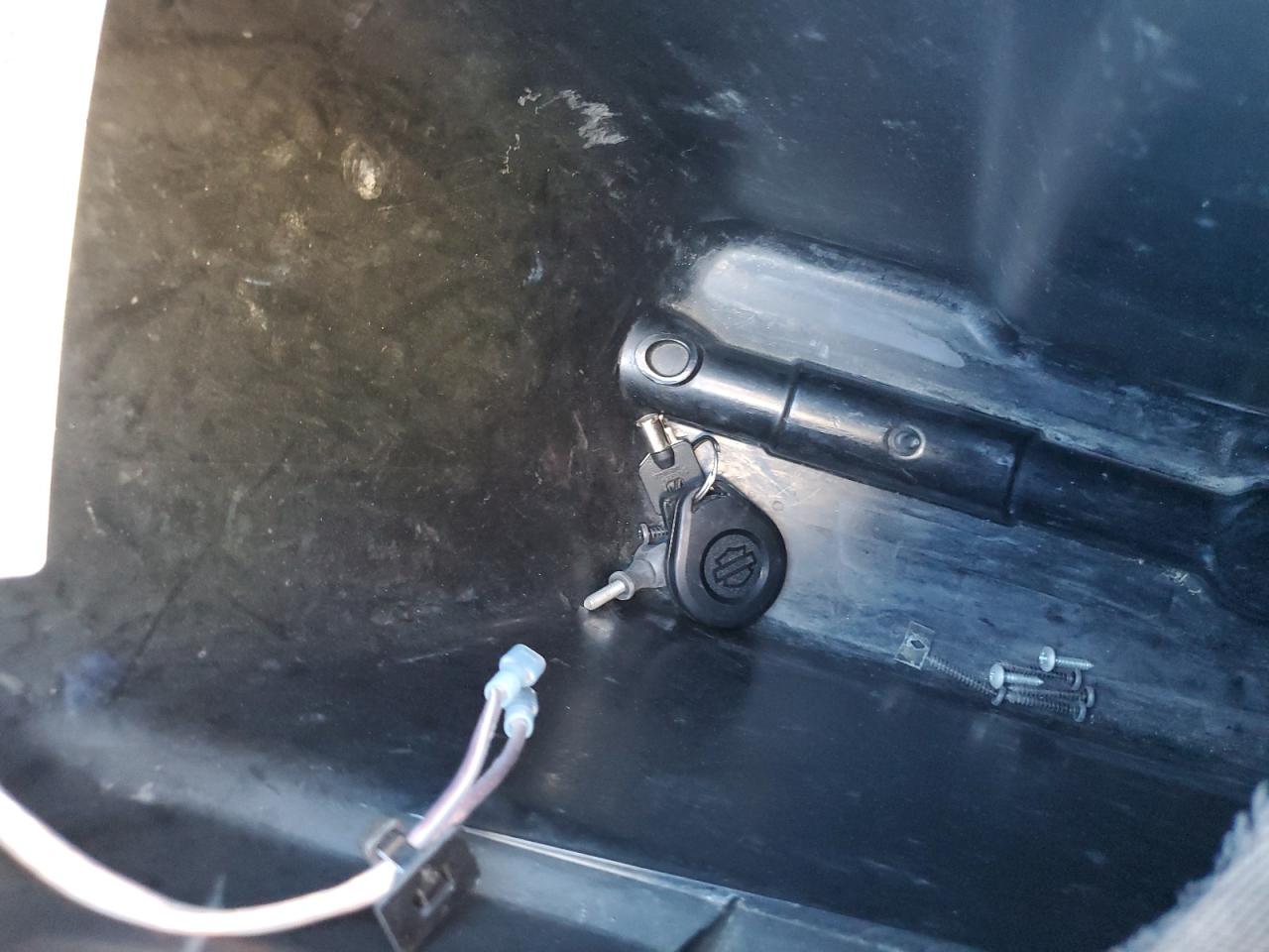 2007 Harley-Davidson Flhx California VIN: 1HD1KB4317Y708525 Lot: 73610704