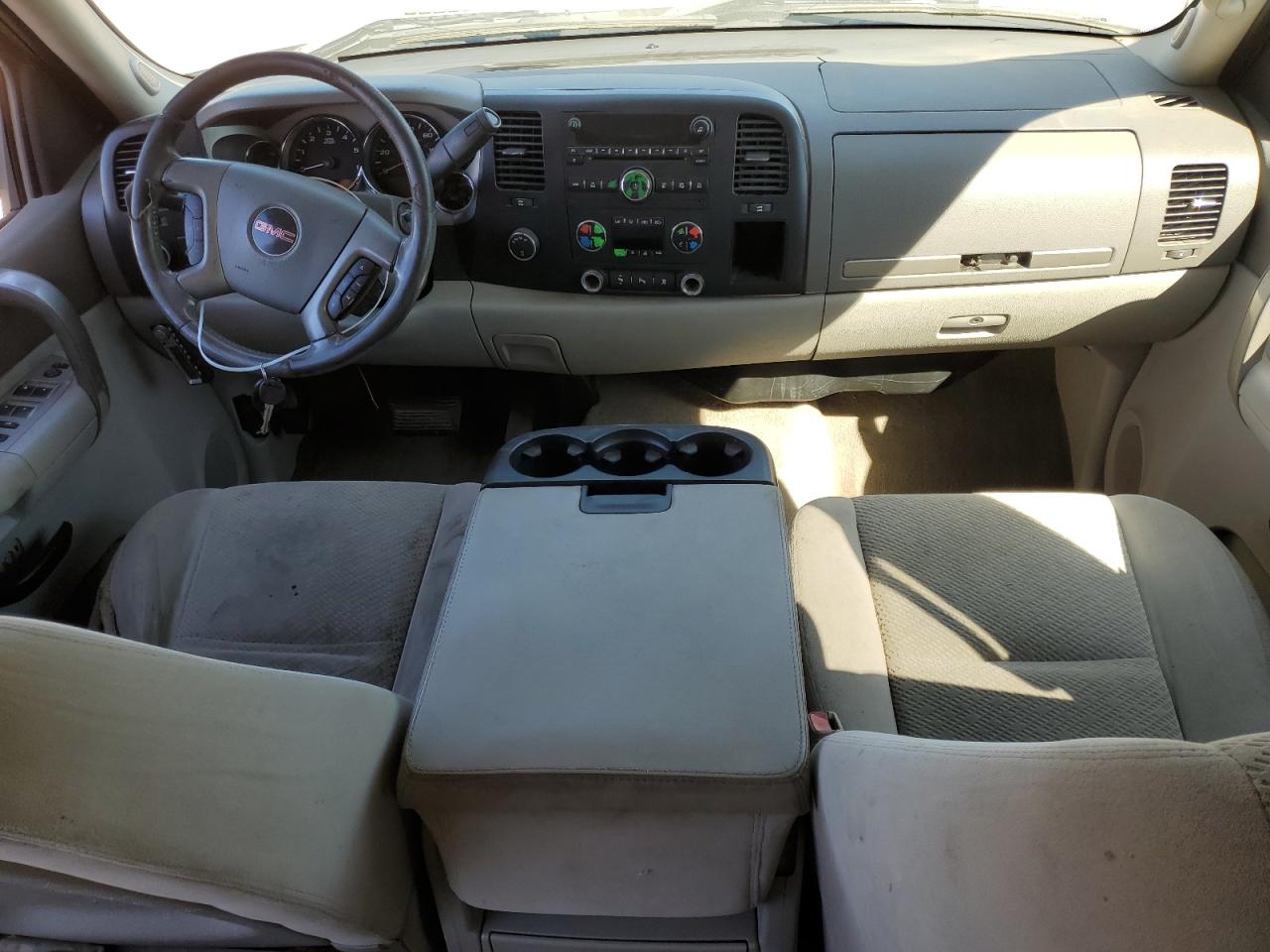 2007 GMC Sierra - Image 8