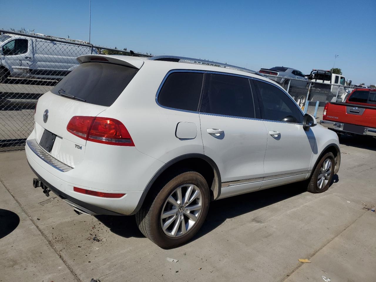 WVGEP9BP8ED013025 2014 Volkswagen Touareg V6 Tdi