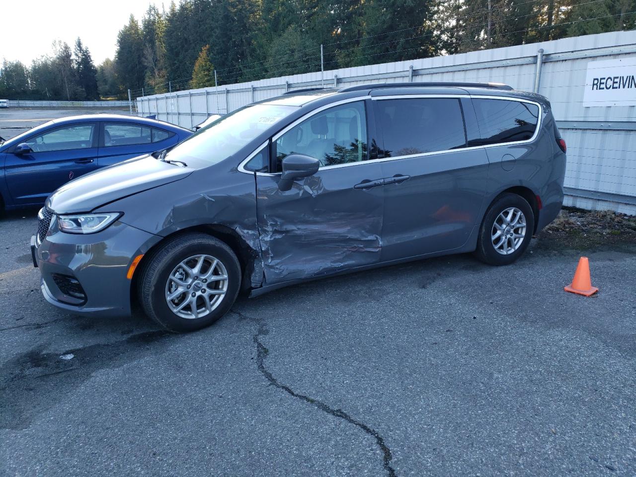 2022 Chrysler Pacifica - Image 1