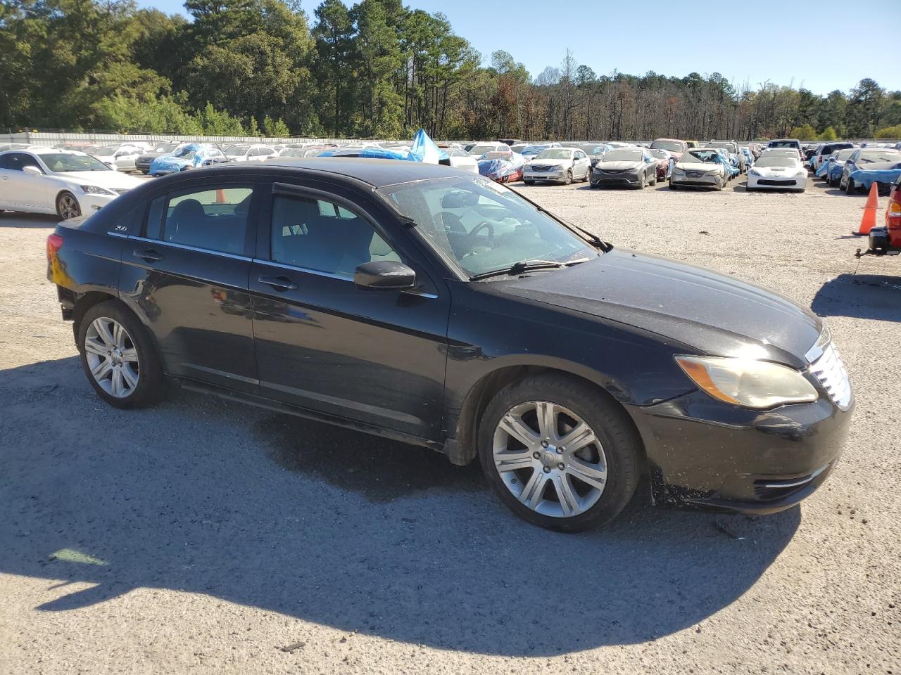 VIN 1C3CCBBB1DN539691 2013 CHRYSLER 200 no.4