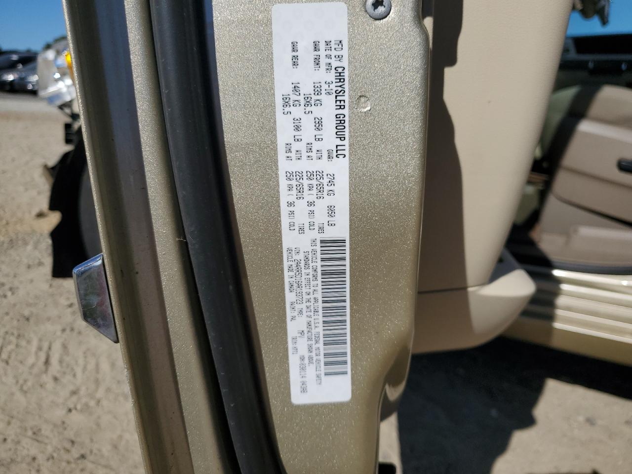 2010 Chrysler Town & Country Touring VIN: 2A4RR5D16AR193723 Lot: 74086924