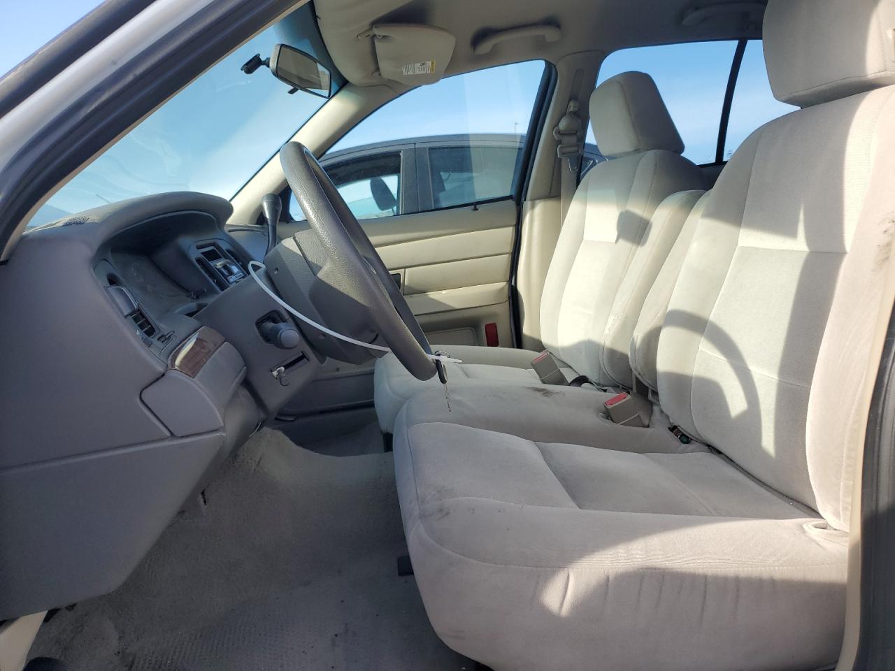 2006 Ford Crown Victoria - Image 7