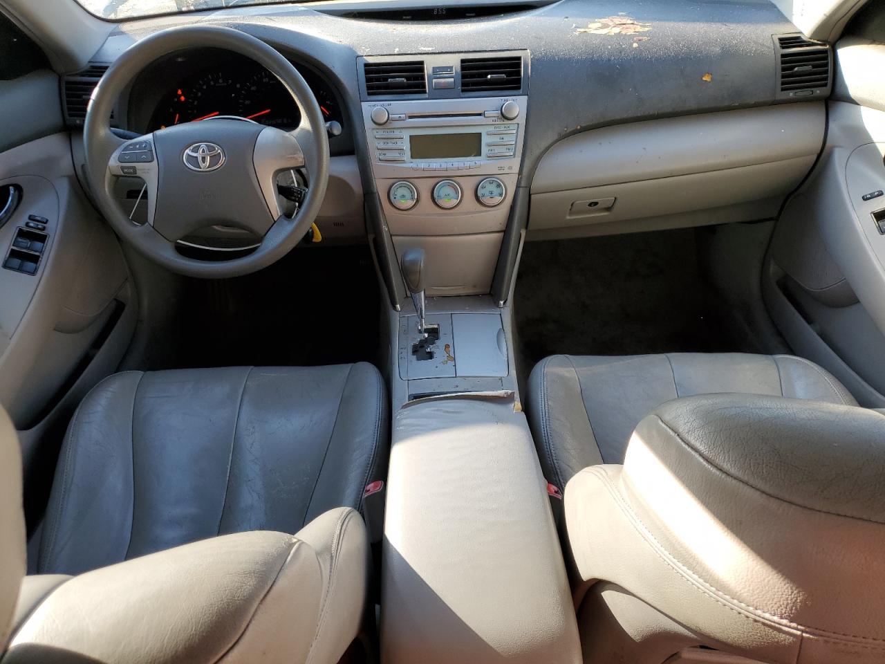 2009 Toyota Camry - Image 8