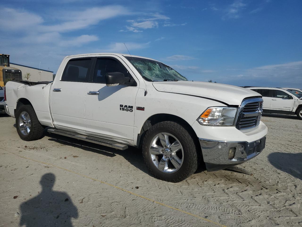 VIN 1C6RR6TT0JS118813 2018 RAM 1500 no.4