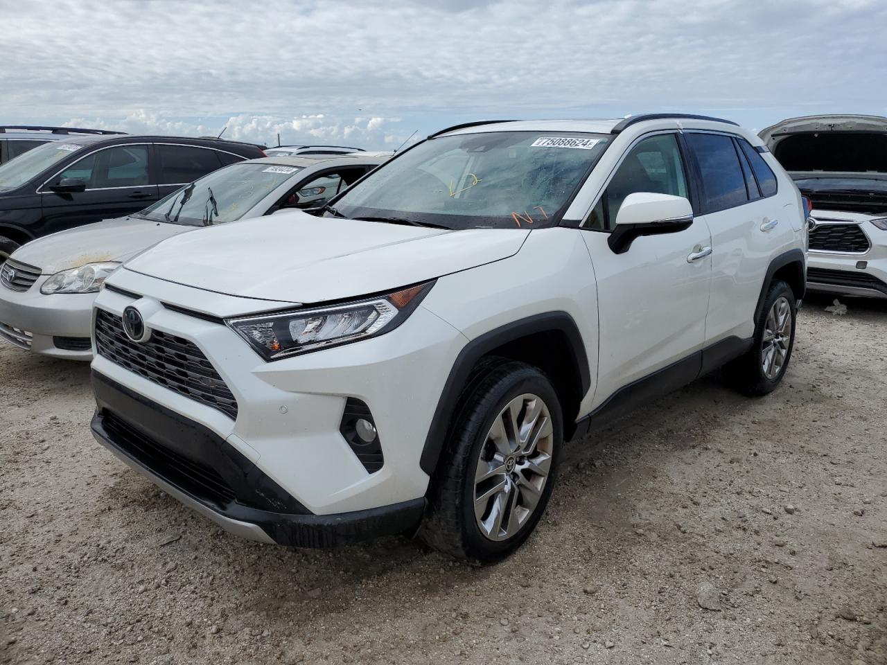 2020 Toyota RAV 4 - Image 1