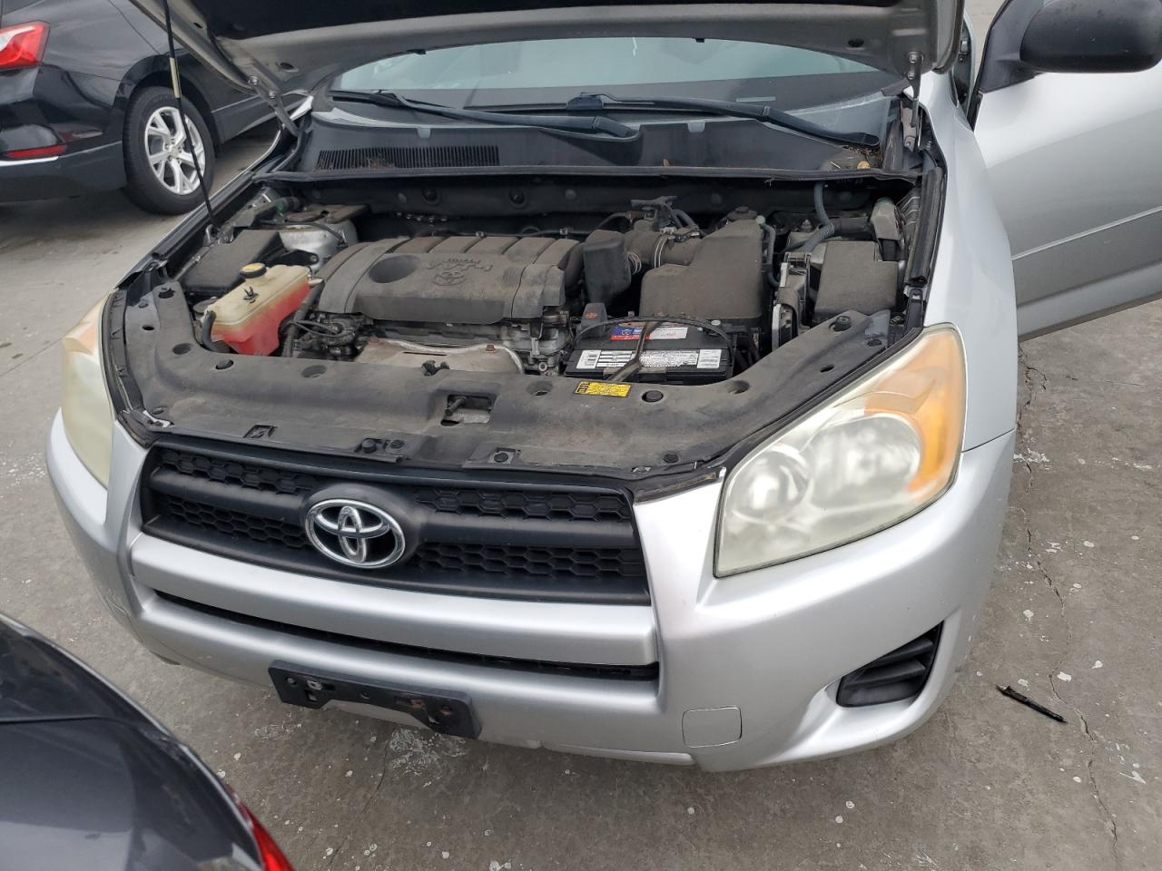 2T3ZF4DV9BW080836 2011 Toyota Rav4