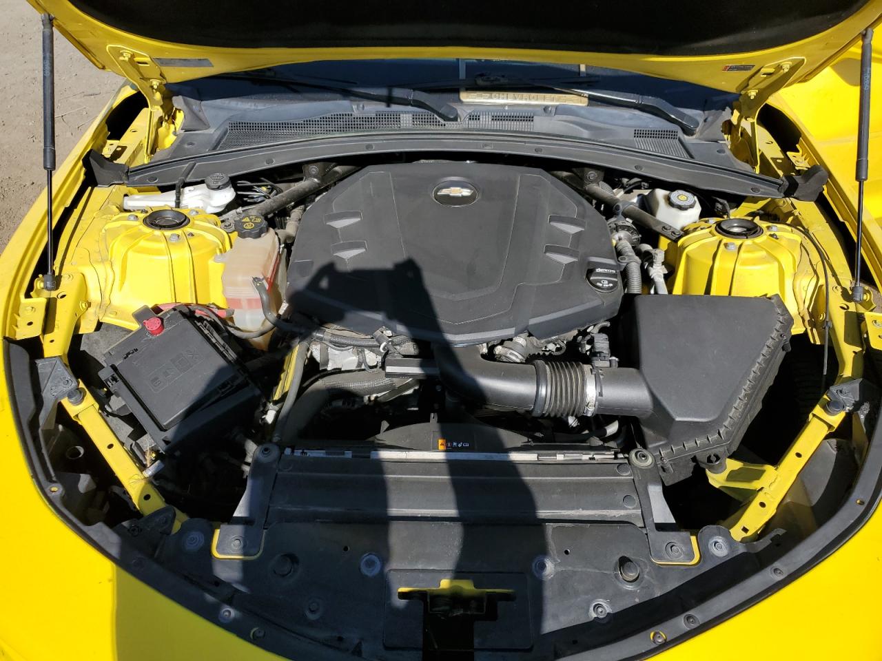 2018 Chevrolet Camaro - Image 11