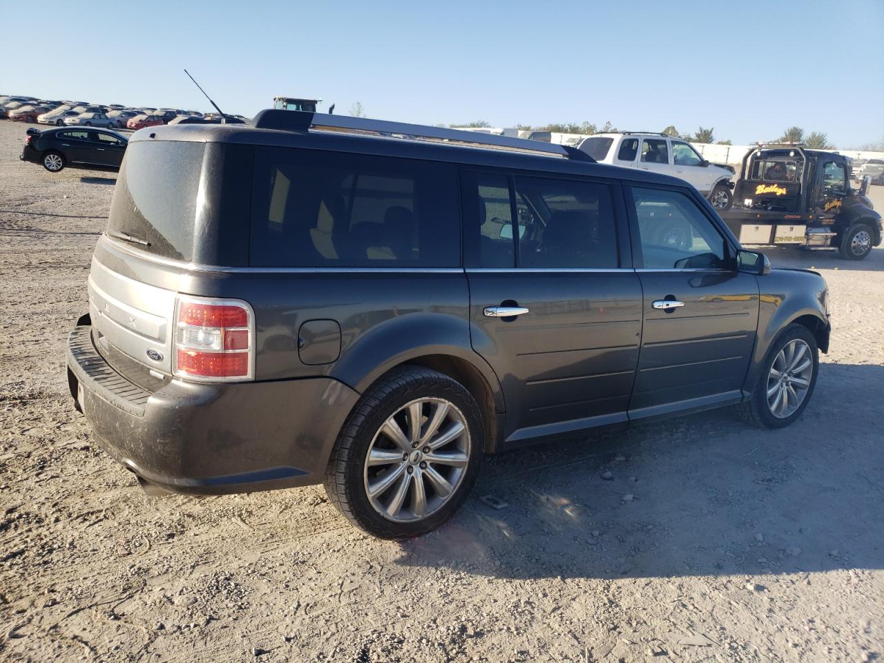 VIN 2FMHK6DT9JBA22529 2018 FORD FLEX no.3