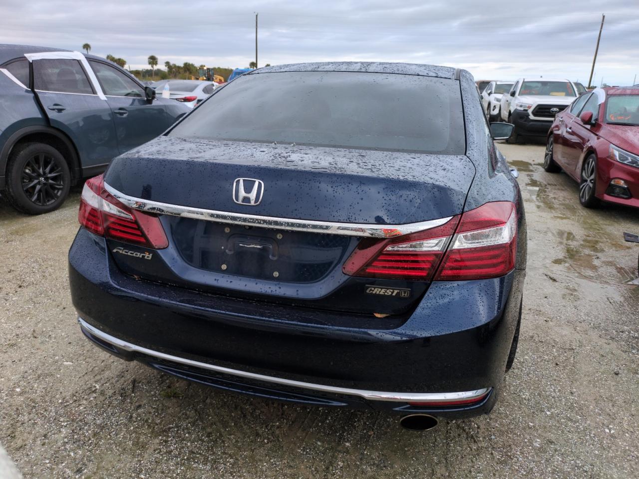 1HGCR2F39HA131385 2017 Honda Accord Lx