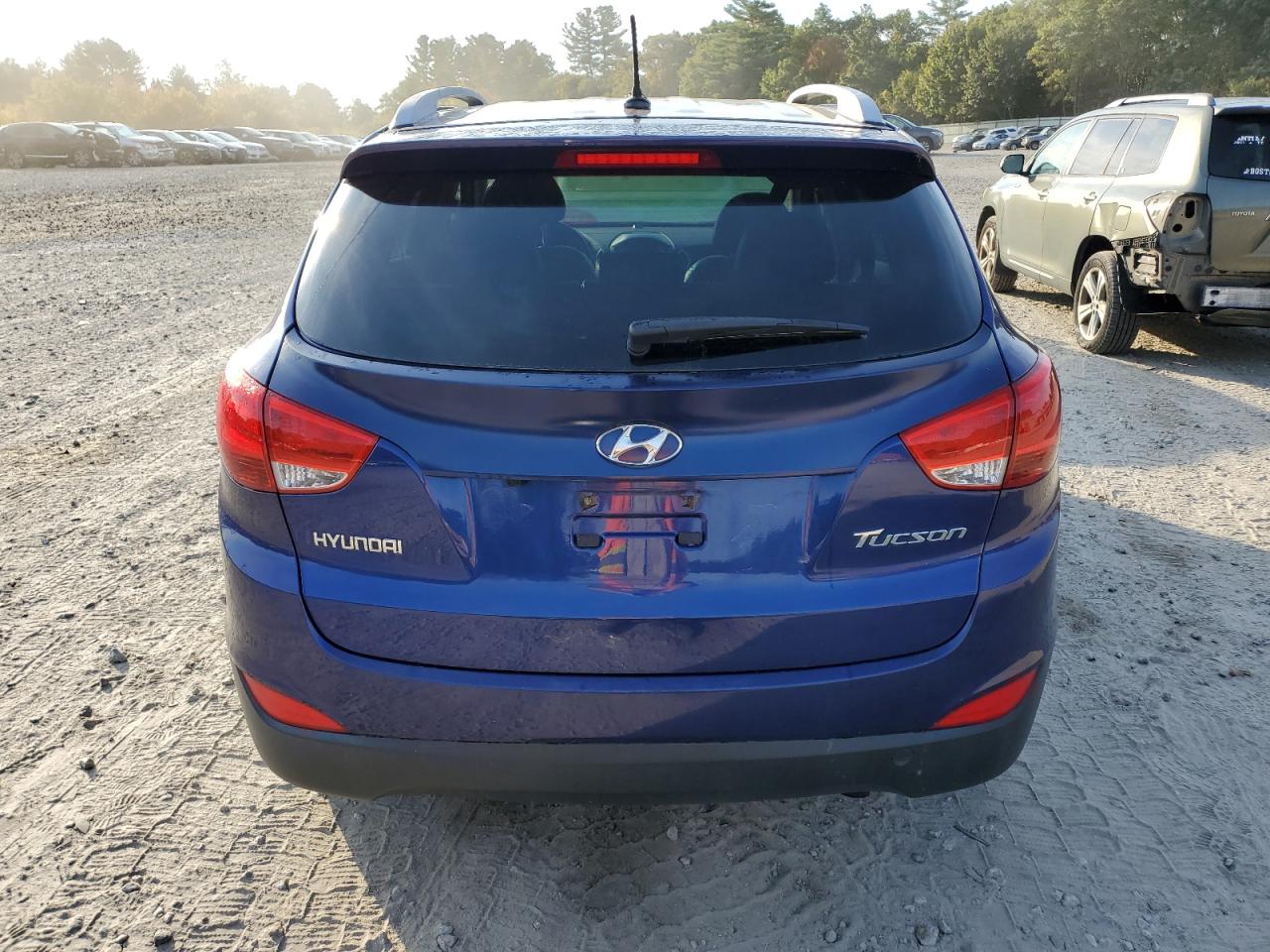 2010 Hyundai Tucson Gls VIN: KM8JU3AC8AU071360 Lot: 74560934