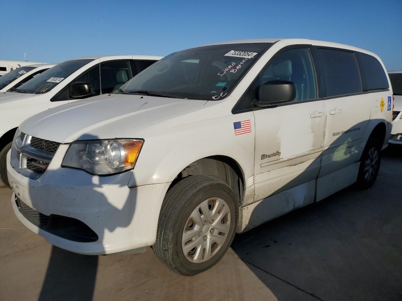 2017 Dodge Caravan - Image 1