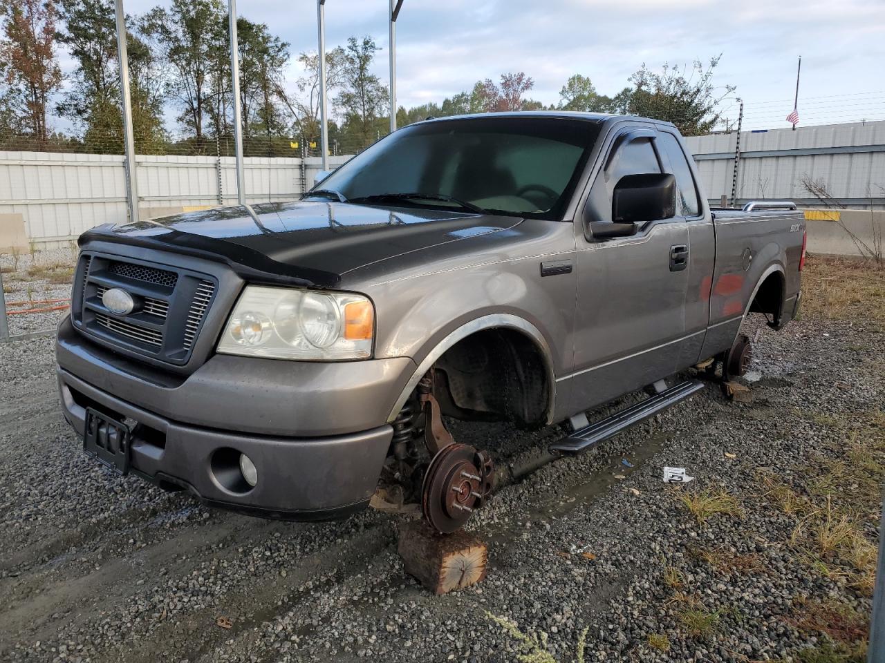 2006 Ford F-150 - Image 1
