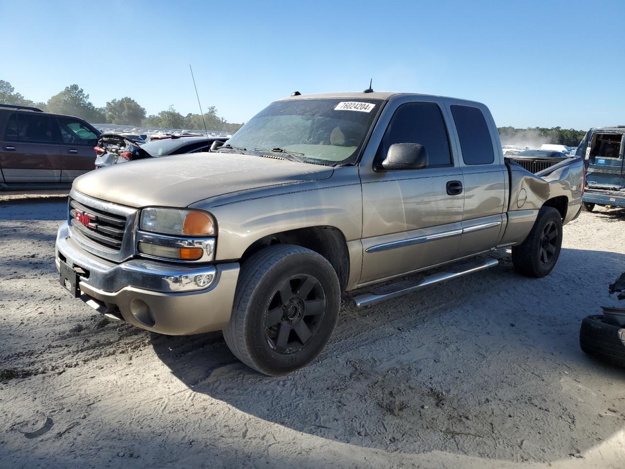 2004 GMC Sierra - Image 1