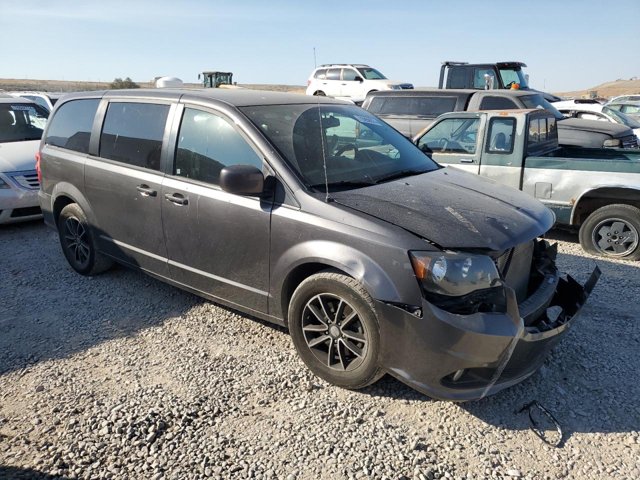 2018 Dodge Caravan - Image 4