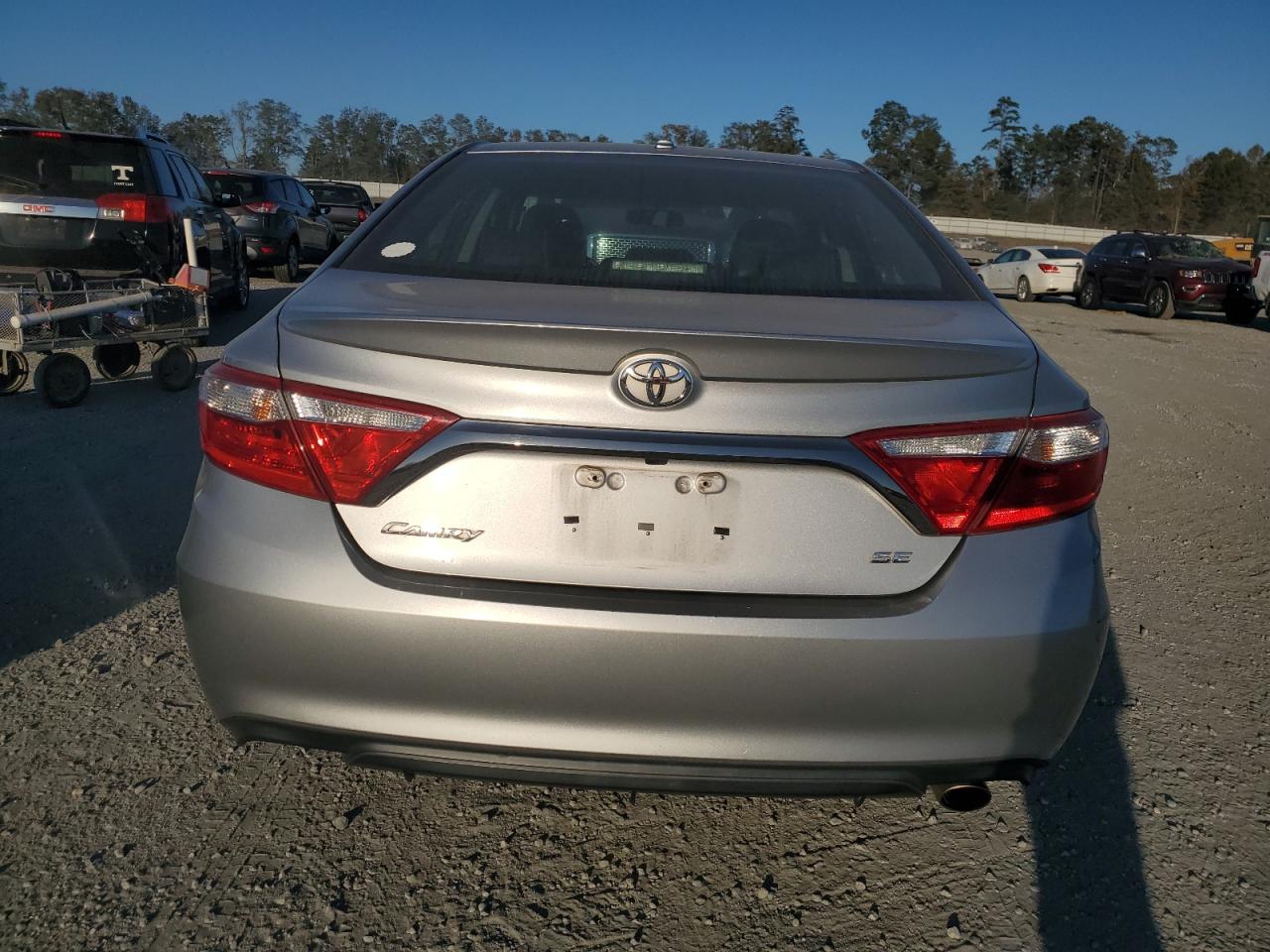 2015 Toyota Camry Le VIN: 4T1BF1FK7FU077404 Lot: 77119304