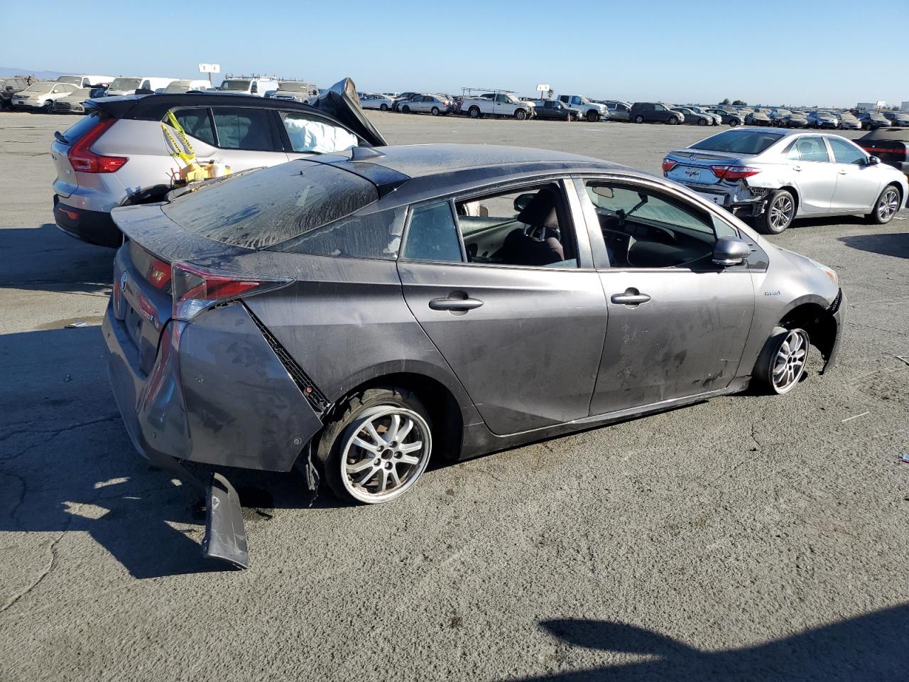 2018 Toyota Prius VIN: JTDKBRFUXJ3590757 Lot: 74838044